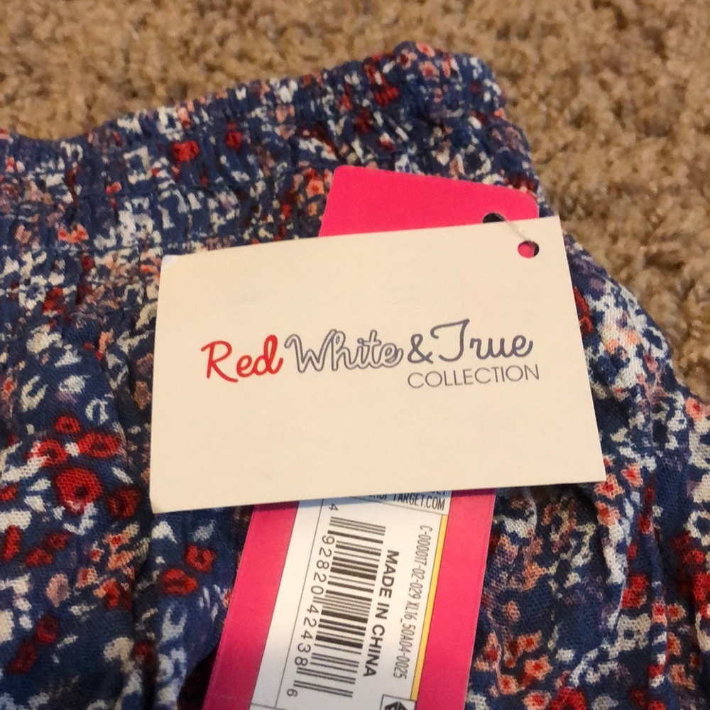 Shorts Size Small - Picture 5 of 5